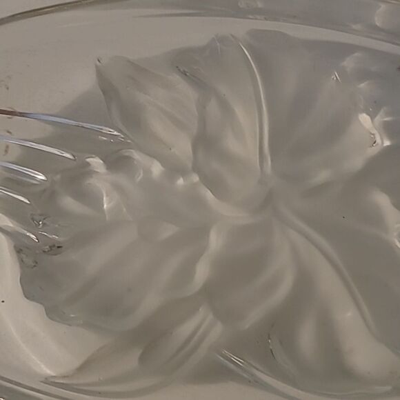 Elegant Clear Glass Accent Dish - Picture 3 of 3